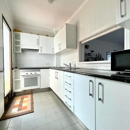 Golf & Beachside Getaway Feriehus *