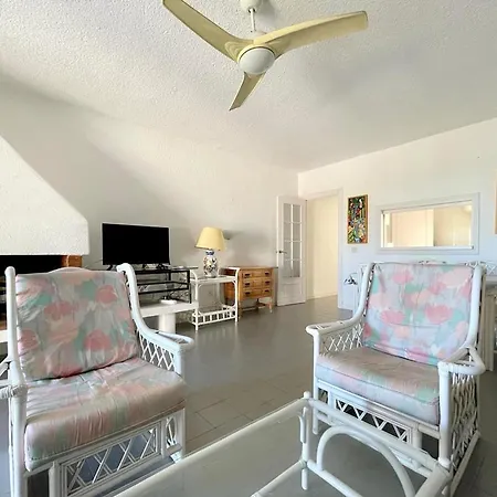 Golf & Beachside Getaway *