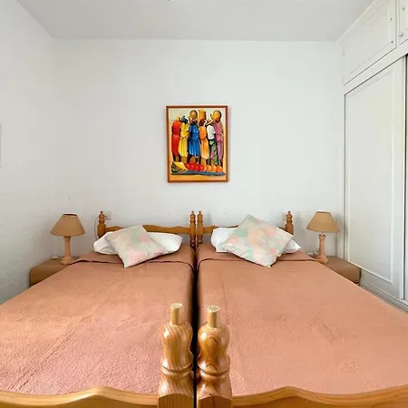 Golf & Beachside Getaway Feriehus *